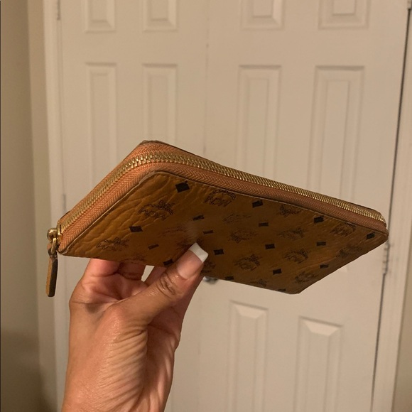 MCM Cognac Leather Pouch with Logo Pattern - Picture 6 of 6